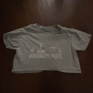 Mississippi State T-shirt, it’s a medium